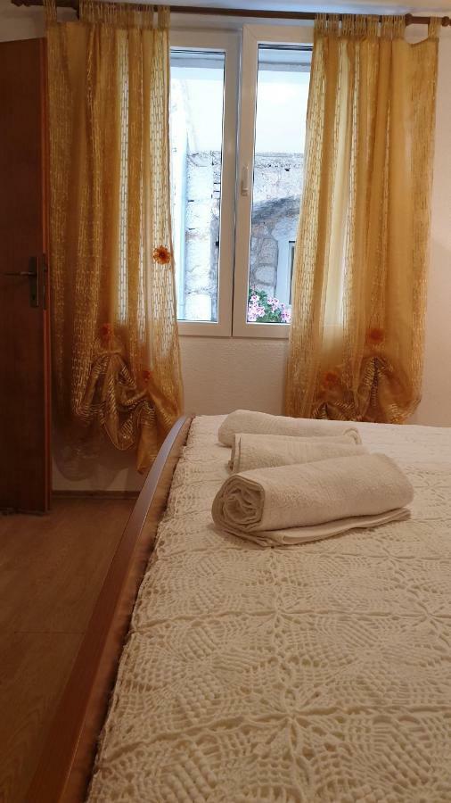 Apartman Biserka Pitve Kültér fotó